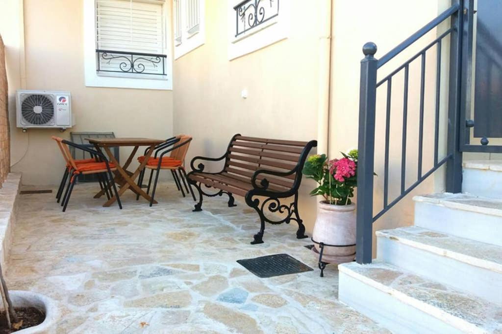 New, Modern, Bright And Independent Apartment 83 M2, With Garden, 5Min To The Beach And The City Center Каламата Экстерьер фото